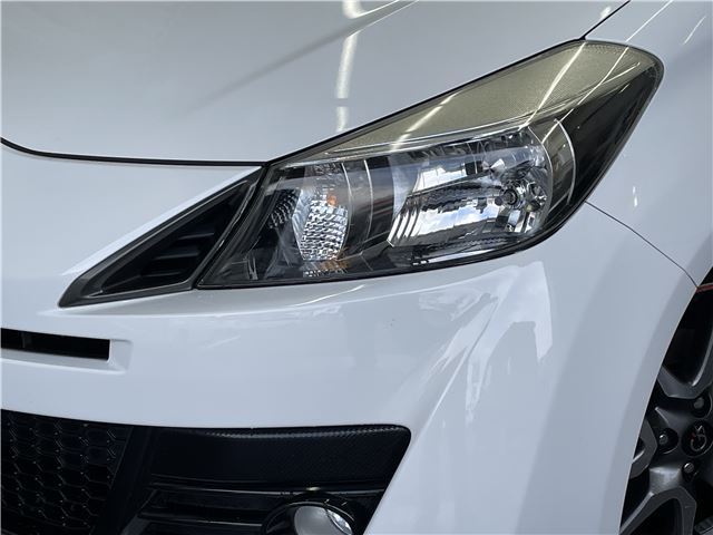 2011 Toyota Vitz RS GS